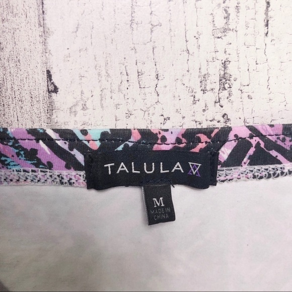 Talula Aritzia Patterned Bodycon Mini Dress Size Medium - Picture 6 of 8